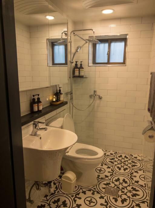 She-da Near Gwangheungchang Station Villa Seoul